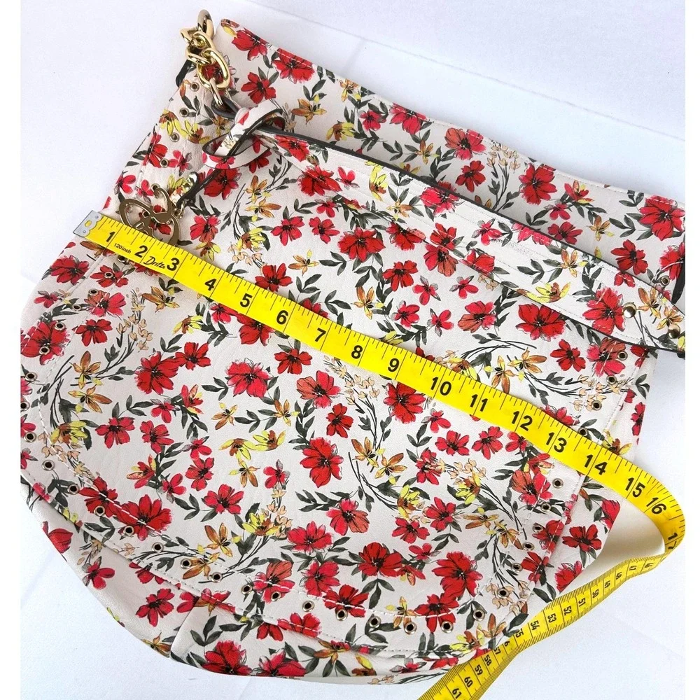 Jessica‎ Simpson Floral Hobo Bag White Red Yellow Gold Chain Link Strap JS Charm